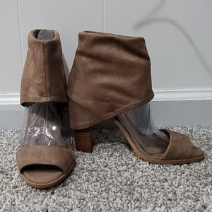 Heels/8m/Brown